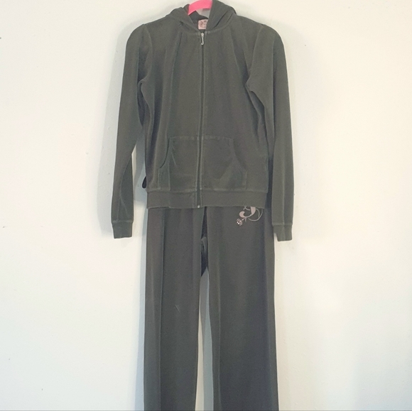 Vintage Juicy Couture Olive Green Velour Tracksuit - Picture 10 of 10